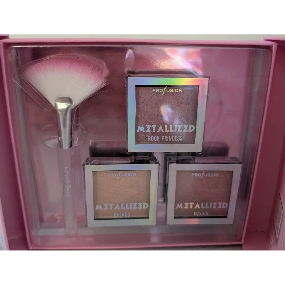Profusion Metallized Hypnotic Highlight Make Up Pallet Includes 3 Colors NEW